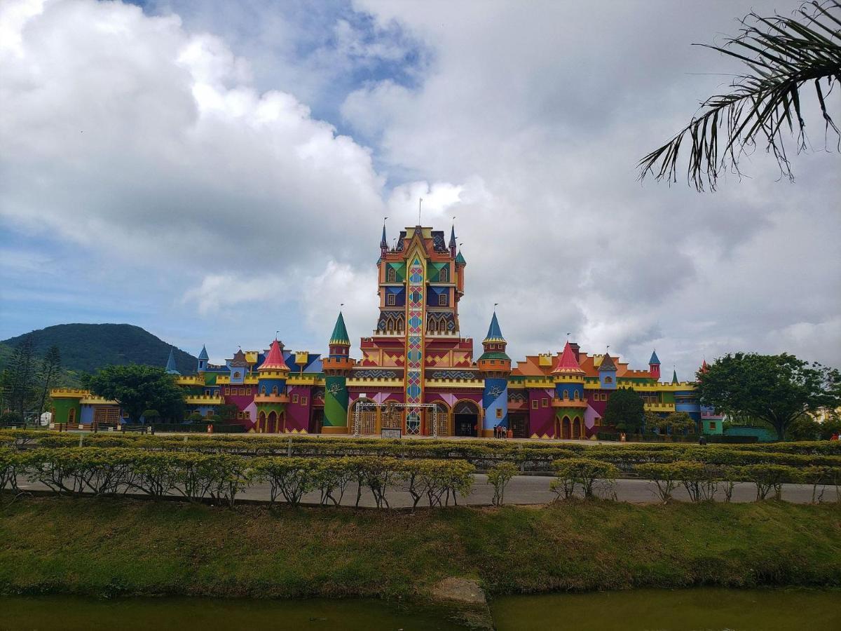 Apto Nantes Com Vista Pro Beto Carrero World Penha  Extérieur photo